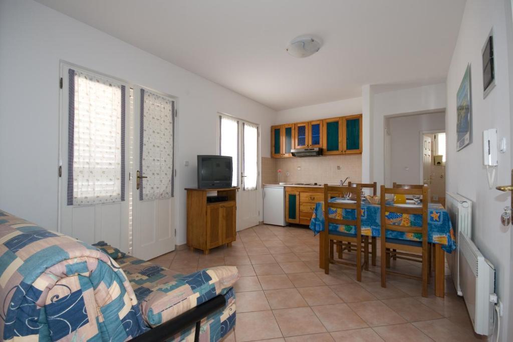 Apartments Valentino Vrsar Room photo